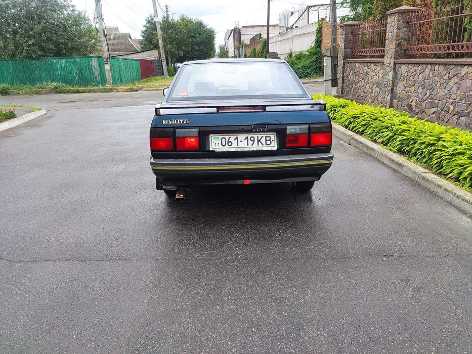 RENAULT 21 1.7 бензин