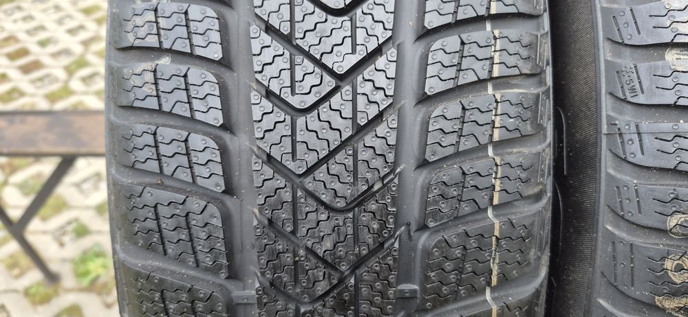 215/65r17 99H Pirelli Sottozero3 z 2020r jak nowe.