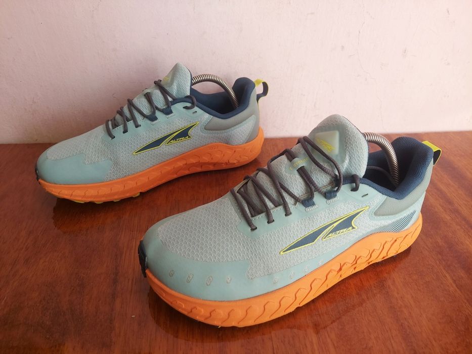 Кросівки бігові фірми Altra OUTROAD 2 оригінал

Розмір по бірці:
Us 8