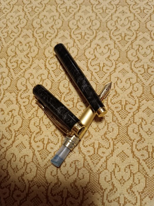 Перьевая ручка Pelikan Celebry 14к. 585.
