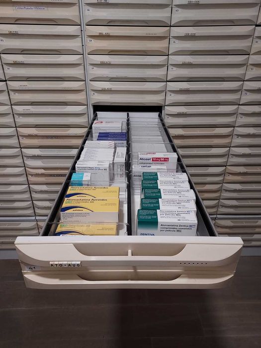 Armário de Farmácia Modular com Gavetas – Bom Estado!