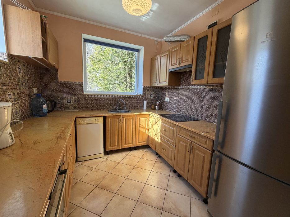 Продаж будинку Старе Село Бухта Вікінгів