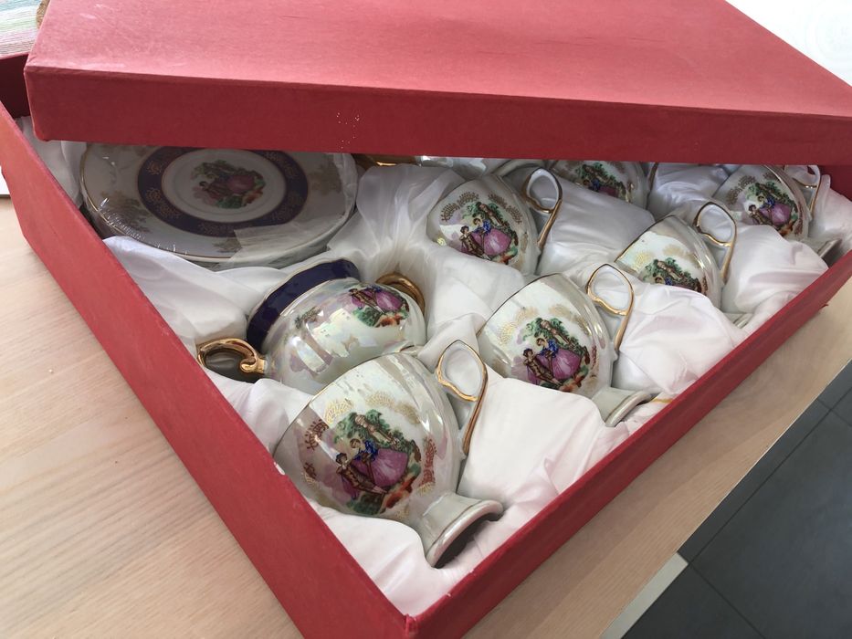Porcelana serwis kawowy retro serwis