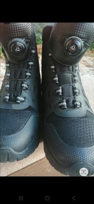 Trekkingowe wodoodporne 4f rozm 40