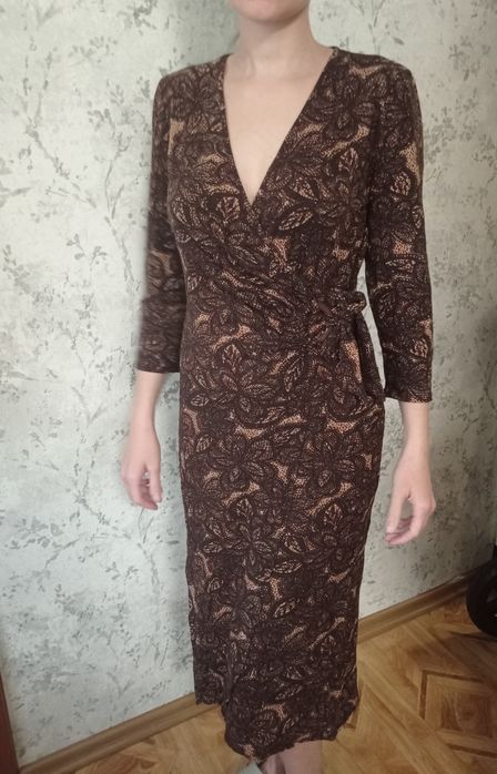 Продам.   плаття