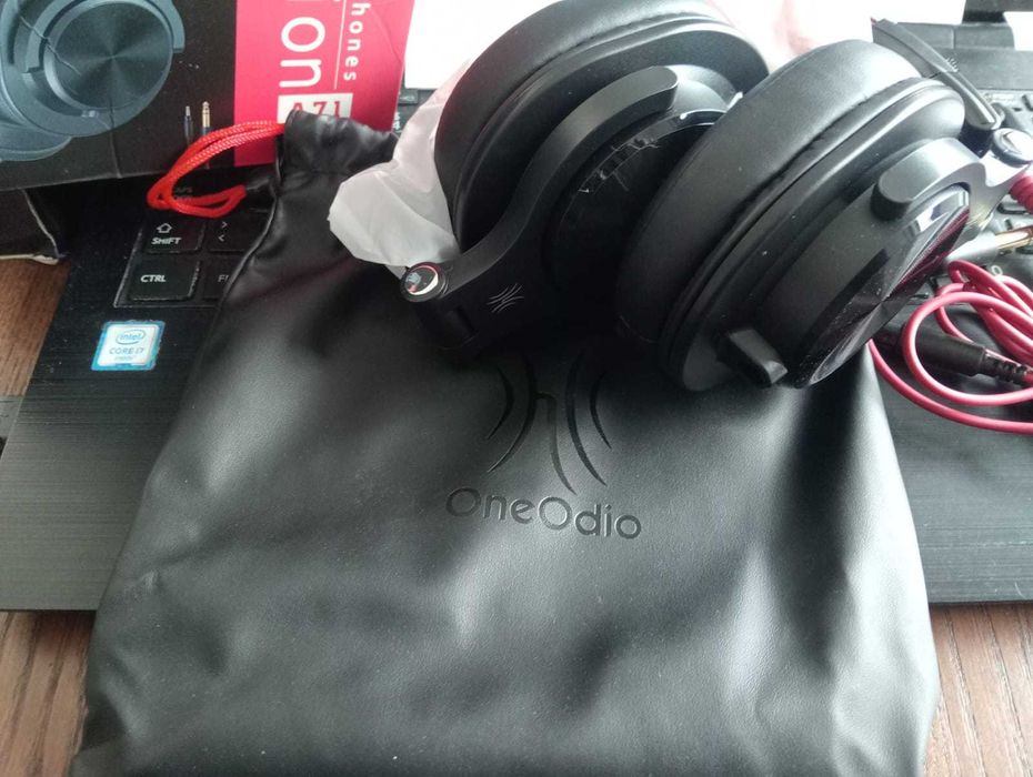 Auscultadores DJ OneOdio Fusion A71 - Monitorização Estúdio - NOVOS