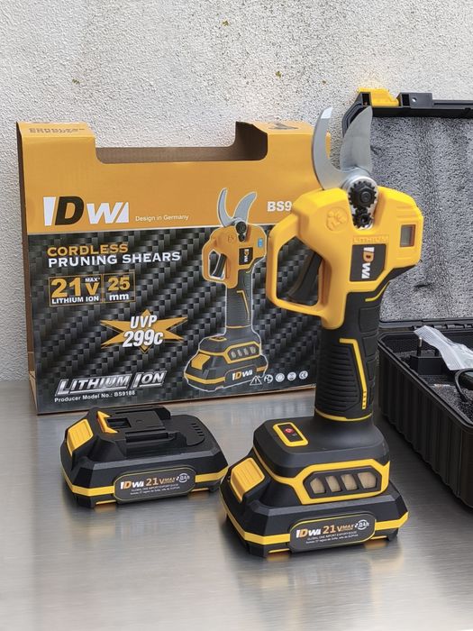 Tesoura de Poda eléctrica a bateria com 25mm ponta e bateria 21V DW