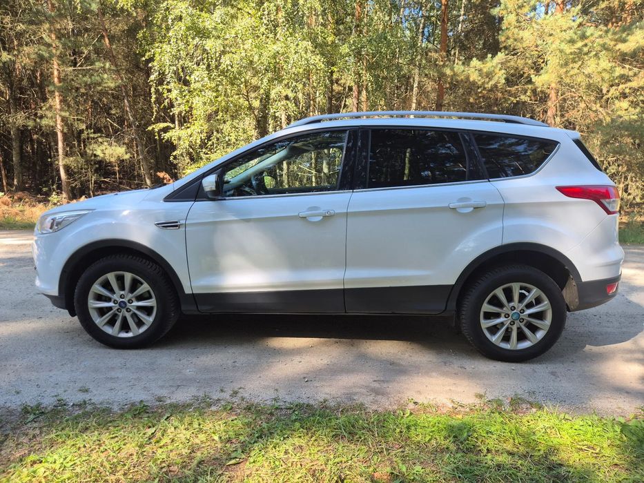Ford Kuga 2 litróweczka w bogatej wersji