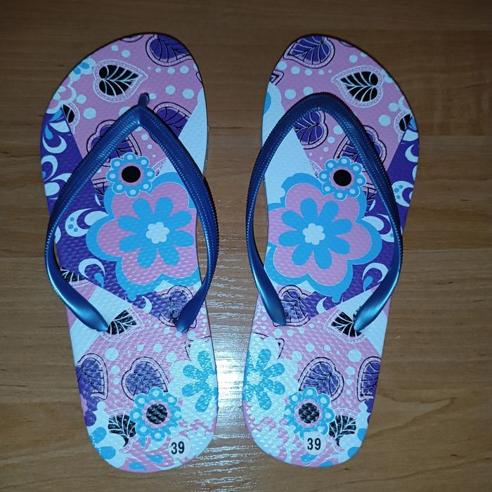 Тапочки капці жіночі