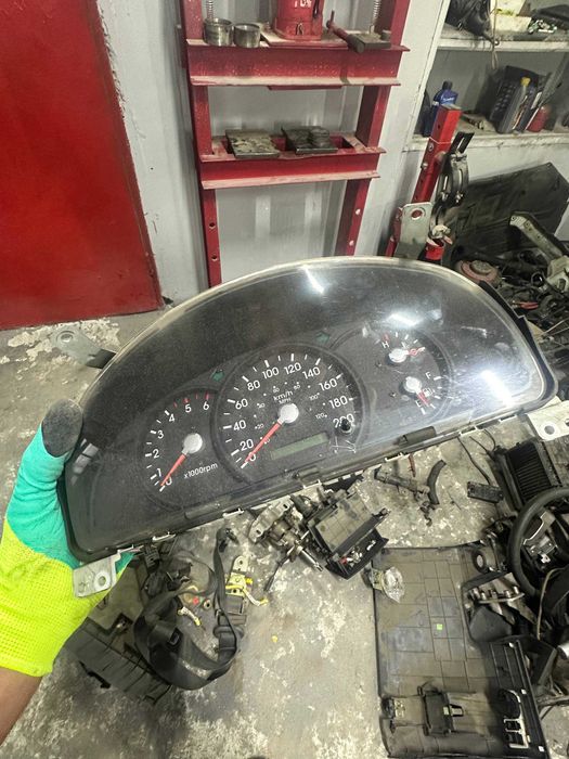 приборная панель приборка спидометр Kia sorento 1 киа соренто 2.5