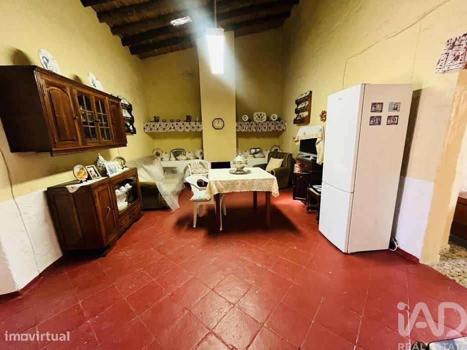 Moradia térrea T3 em Salvada e Quintos de 141 m2
