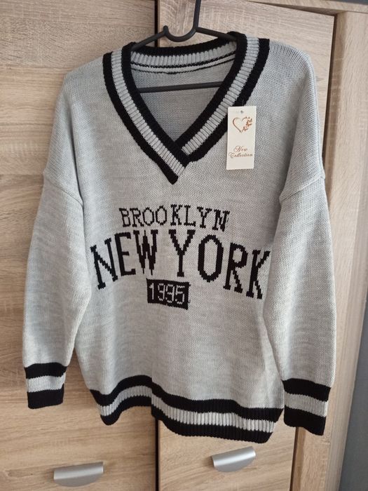 Sweter damski uniwersalny serek