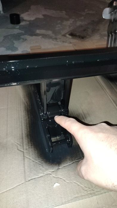 Brykieciarka do mocowania na ściane. Wigo 4