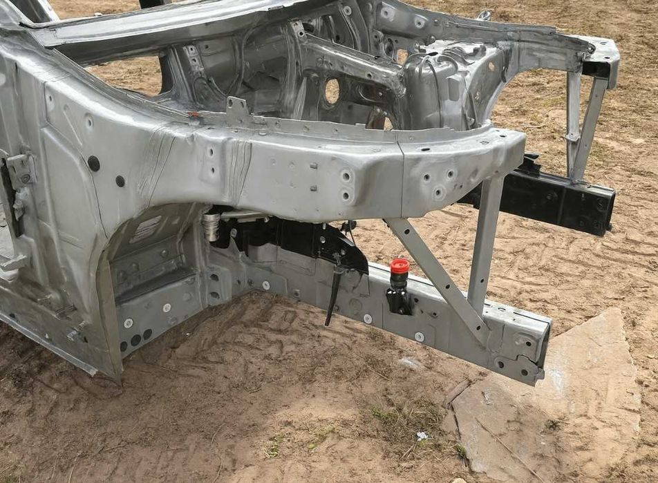 Четверть передняя левая правая лонжерон BMW X7 G07 бмв чверть ліва права