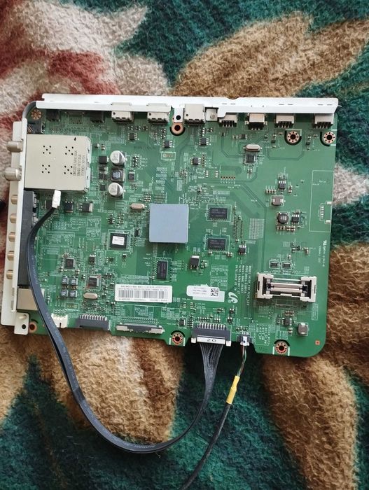 Материнская плата (main board) телевизора Samsung, модель BN41-01807A