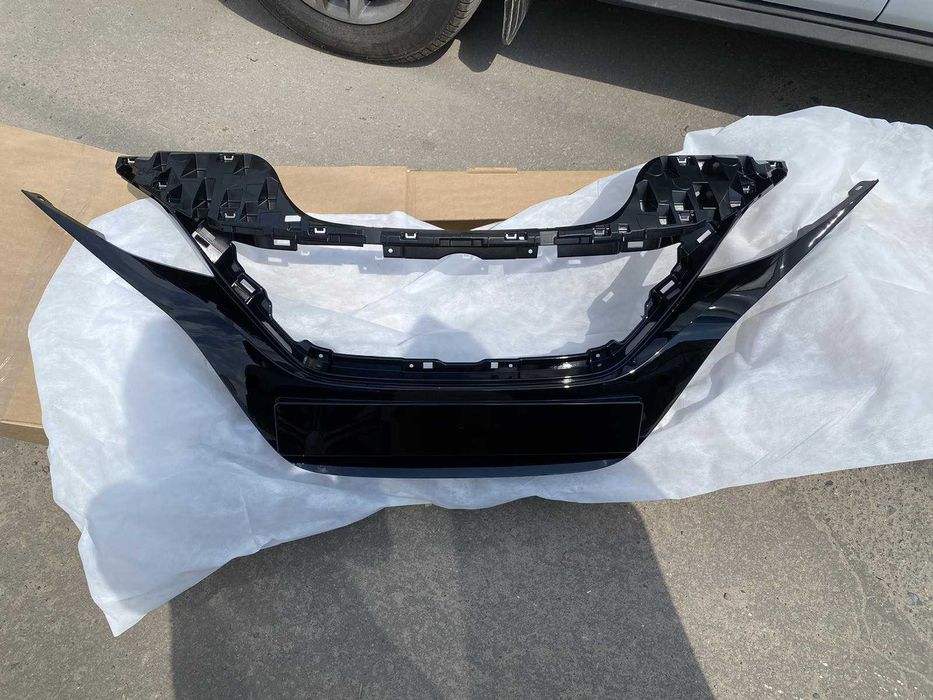 Бампер в сборе решетка птичка чайка Nissan Leaf 2023 2024 2025 рестайл