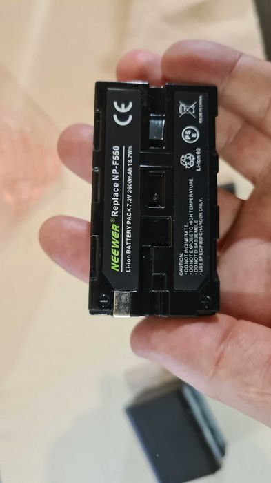 Bateria de substituição para câmaras -  Sony NP-F550/570/530