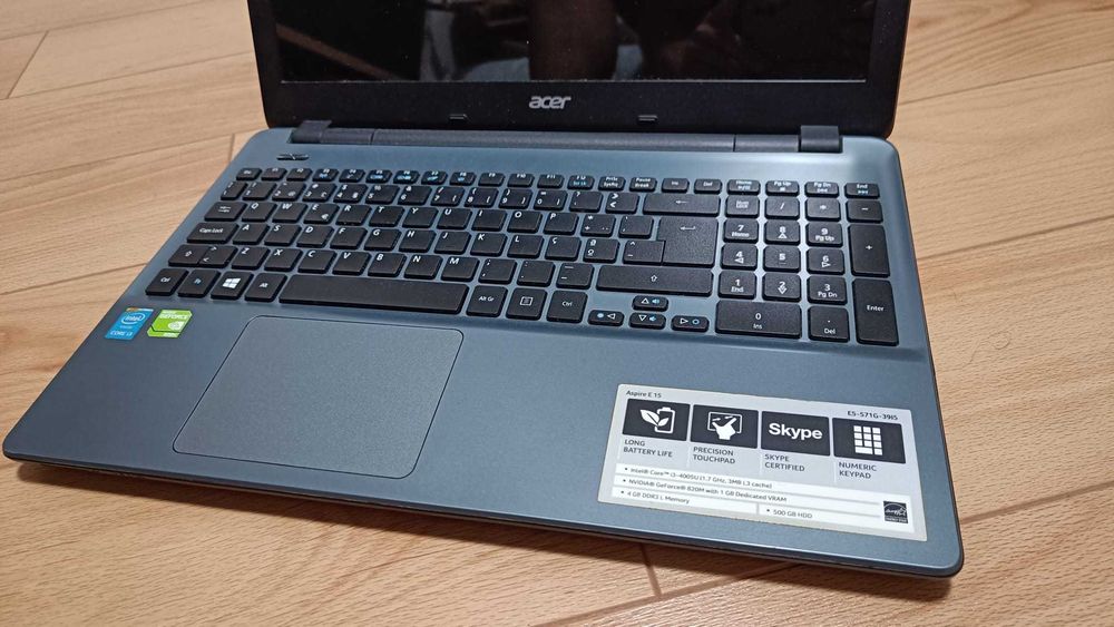 Portátil Acer Aspire E 15 - Usado