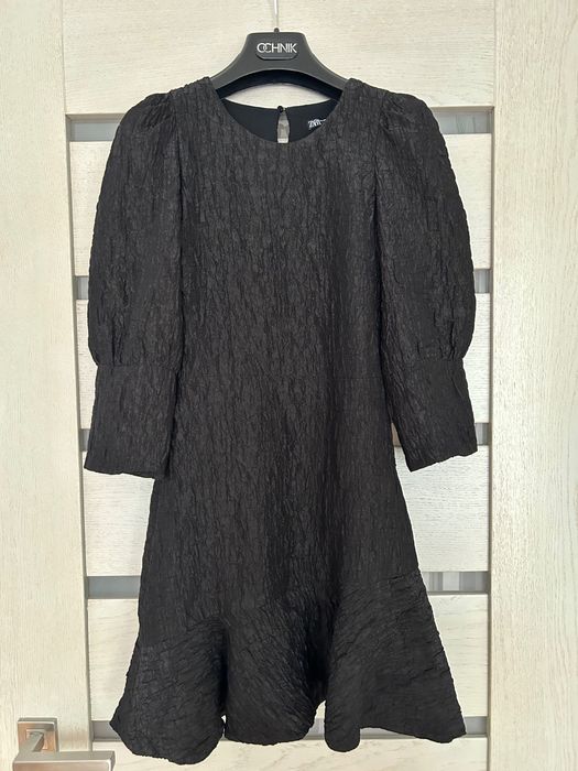 Zara sukienka wizytowa rozmiar 32