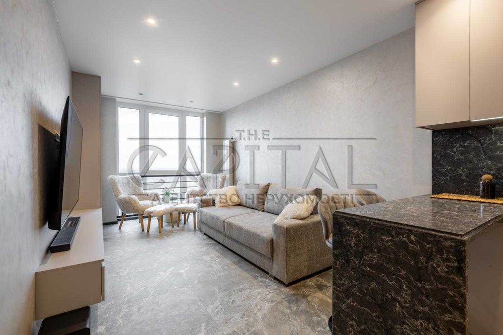 Перша здача Дизайнерська Варшавський + ГЕНЕРАТОР Ретровіль 50м