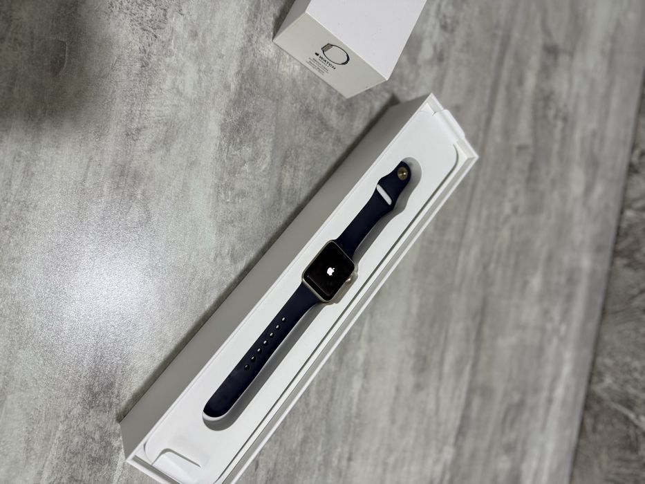 Сматр годинник  Apple Watch 38mm / Розумний годиник Епл Вотч / фітнес-браслет