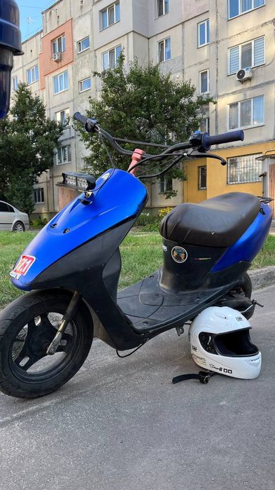 Скутер Сузукі летс 3