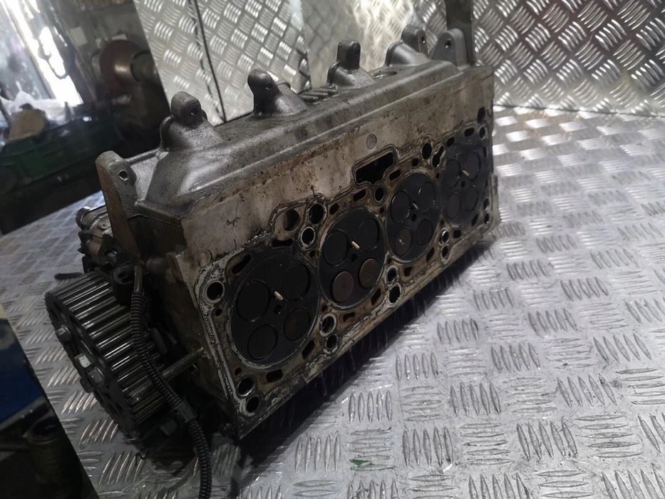 Головка блока цилиндров ГБЦ Audi a4 B8 A5 Q5 CAG CAH CBB Vw 2.0tdi