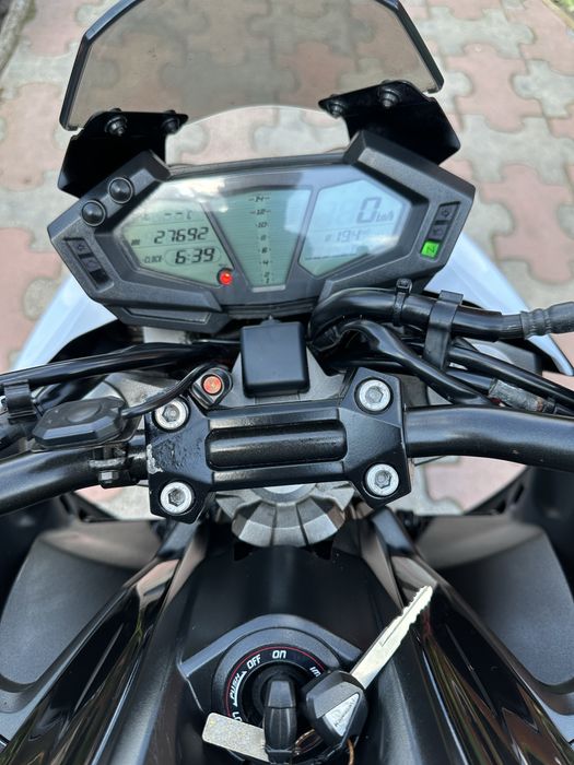 Kawasaki z800 офіціал