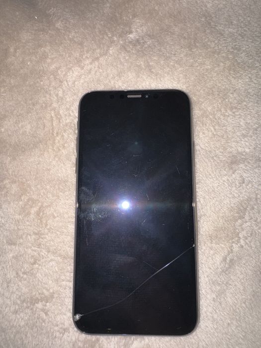 Продаю поламаний айфон на запчастини. Iphone Xs, 256GB