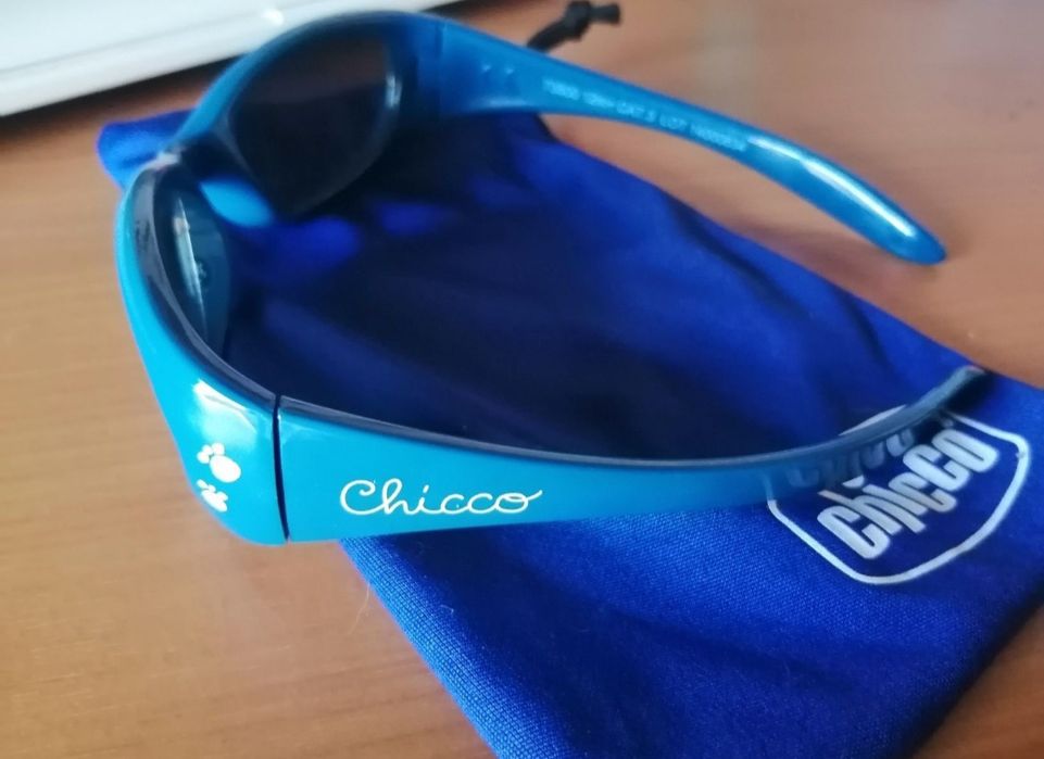 Óculos Sol Chicco NOVOS (12m+ / UV400 Cat.3)