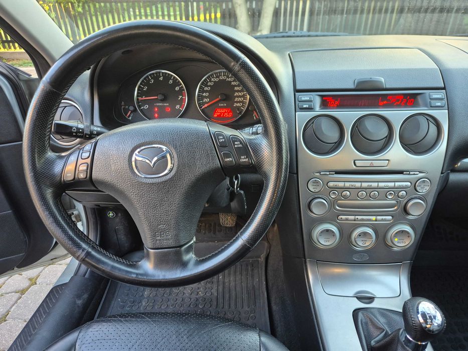 Samochód osobowy Mazda 6