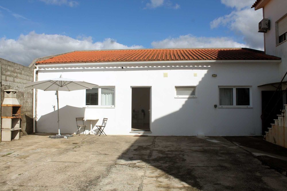 Moradia T3 com Anexo T1 (Renda Imediata)  Alcanena