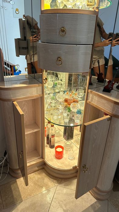 Armário/Bar- canto de sala