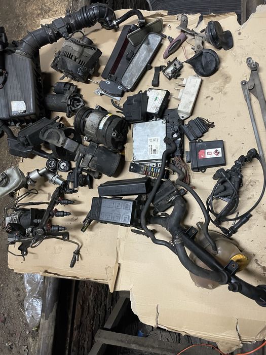 Вектра Б подетально 1.8 бенз