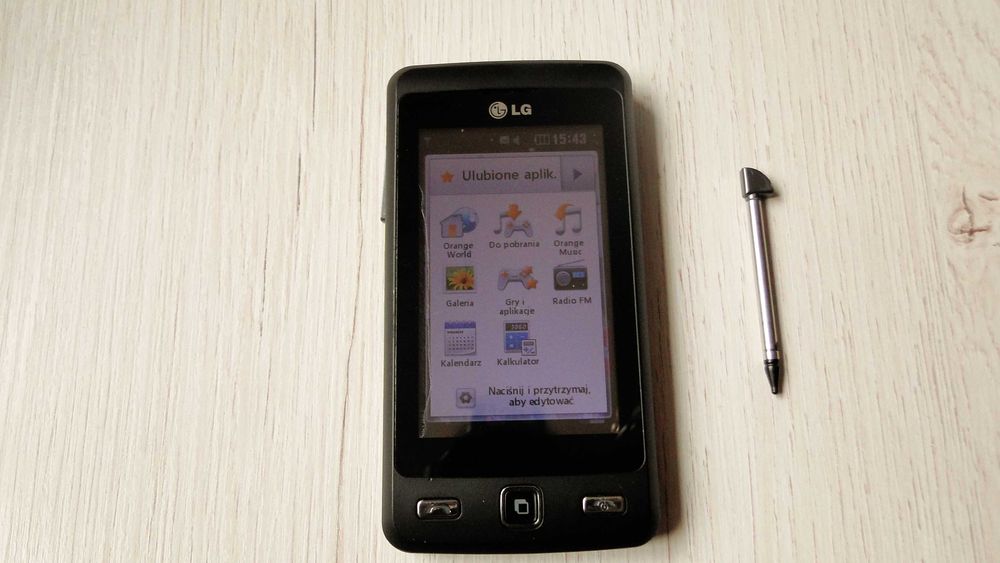 Telefon komórkowy LG KP-501