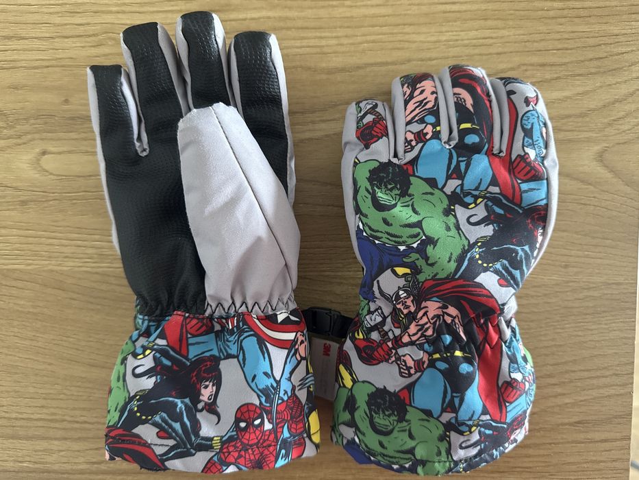 Nieprzemakalne rękawiczki 6 lat H&M 3M thinsulate Marvel