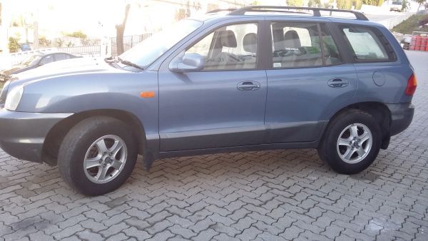 Guarda-lamas esquerdo HYUNDAI Santa Fé I (SM)