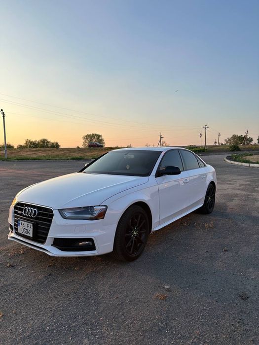 Audi A4 B8.