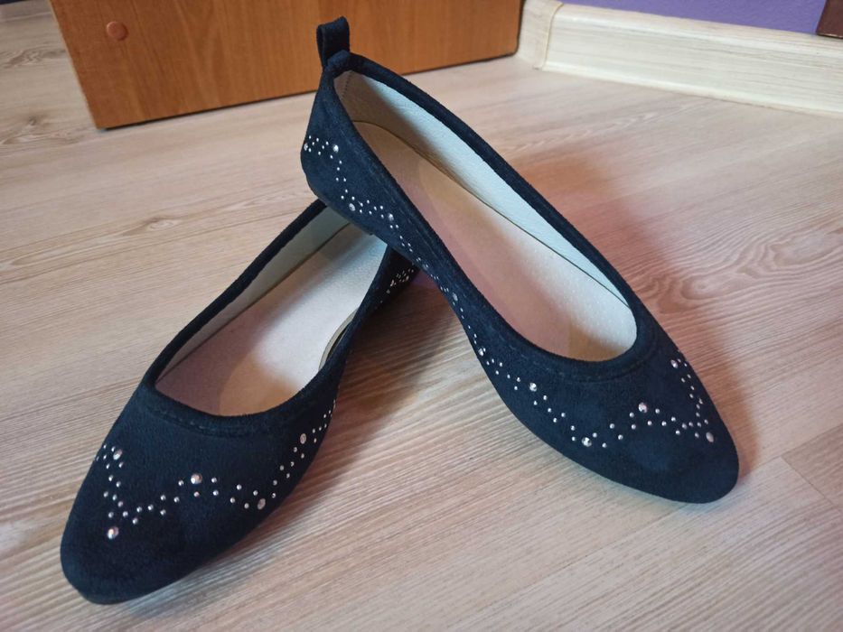 Buty dziewczęce JAK NOWE rozm. 35.