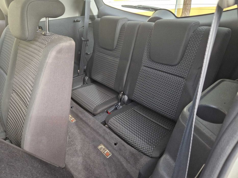 Toyota Corolla Verso 2.2D4D 136cv 7 Lugares