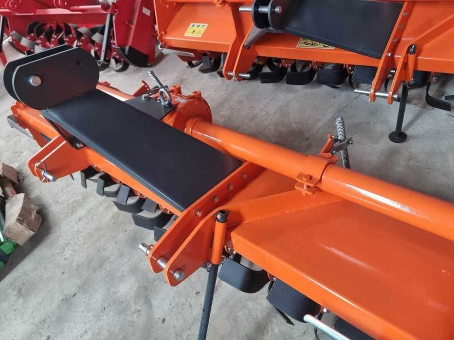 Fresa Agricola de 2.20 de corte reforçada transmissão de carretos Nova