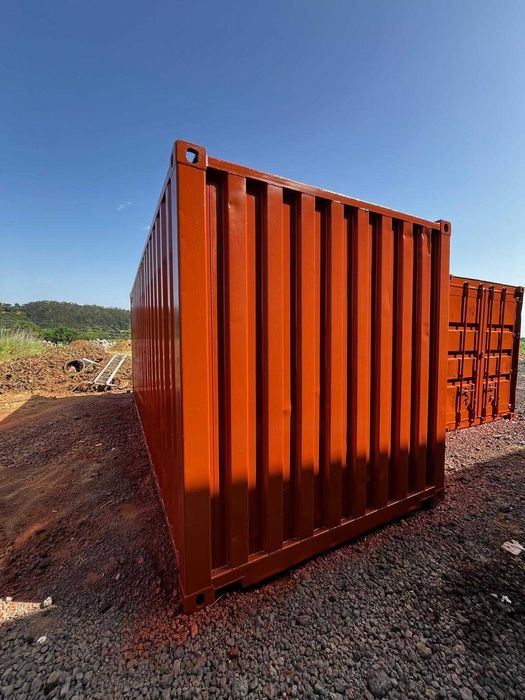 Contentor Marítimo 20' (6 metros) - Com Transporte Incluído!