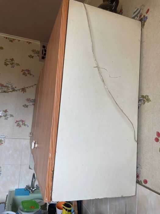 БЕСПЛАТНО. Мебель б/у, в комнату кухню. Ивана Выговского