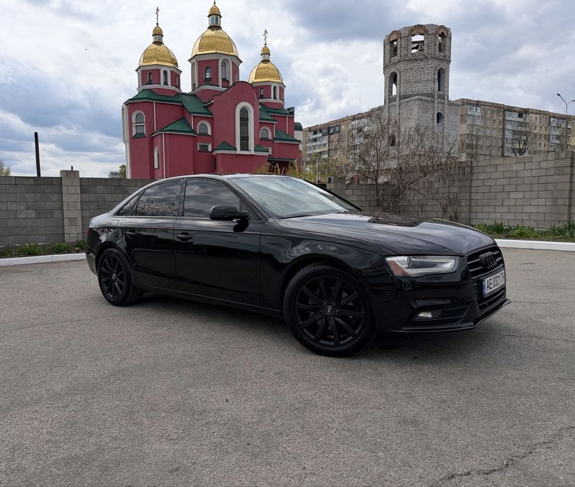 Власна Audi A4 Quattro. Bang&Olufsen. Свій ідеал