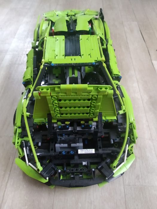 Lamborghini Sian FKP 36