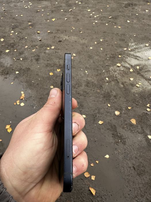 iPhone 12 продам