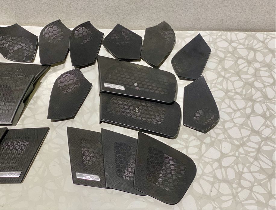 Сітка колонки в карту Audi A6 C6 сєтка дверних карт Bose Ауді А6 С6