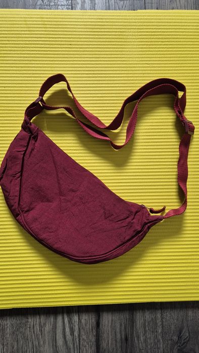 Bordowa nerka torebka saszetka