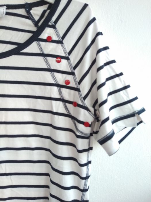 Blusa / Camisola às riscas com botões vermelhos - Punto Roma - Tam. S
