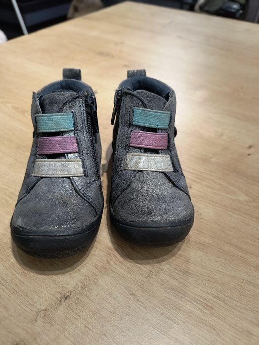 Trzewiki dziewczęce r. 21